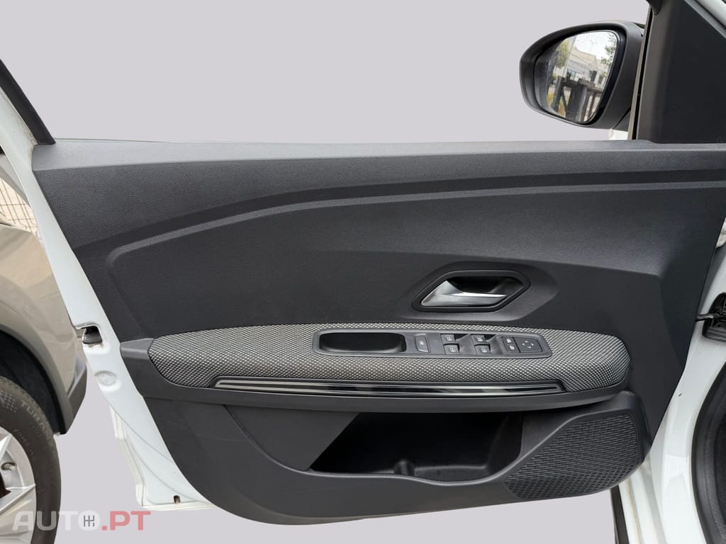 Dacia Jogger bifuel 7L — fotografia 14