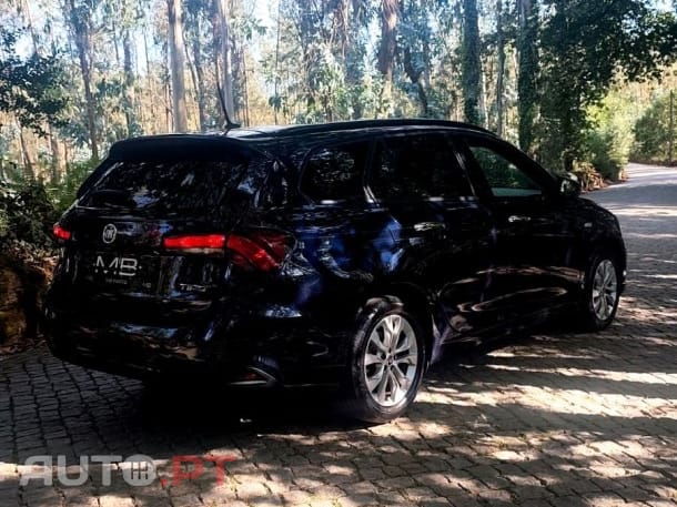 Fiat Tipo 1.3 M-Jet Lounge