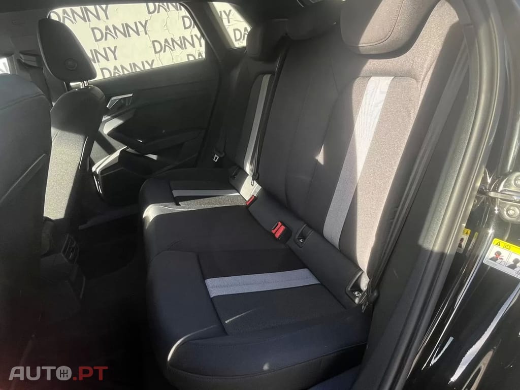 Audi A3 Sportback 30 TDI S line