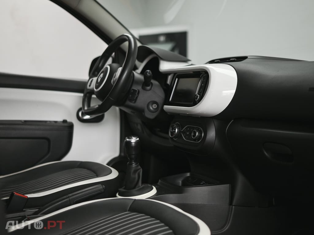 Renault Twingo 1.0 SCe Intens