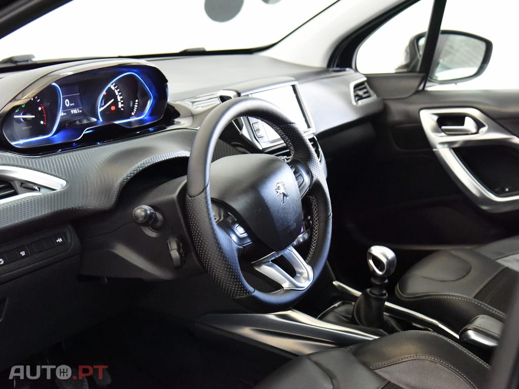 Peugeot 2008 1.6 e-HDi Allure