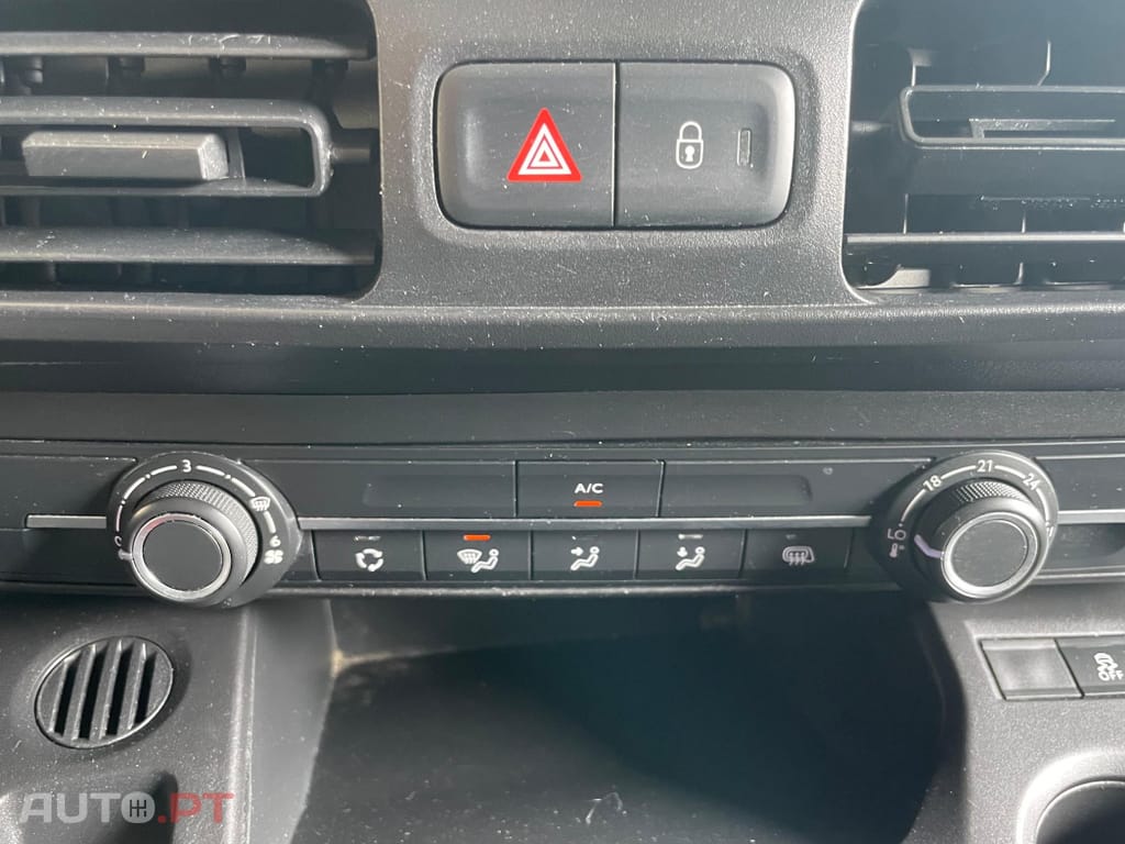 Peugeot Partner 1.5 BlueHDi Premium Standard