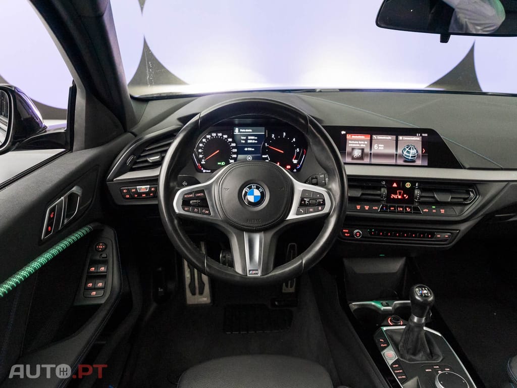 BMW 116 d Pack Desportivo M