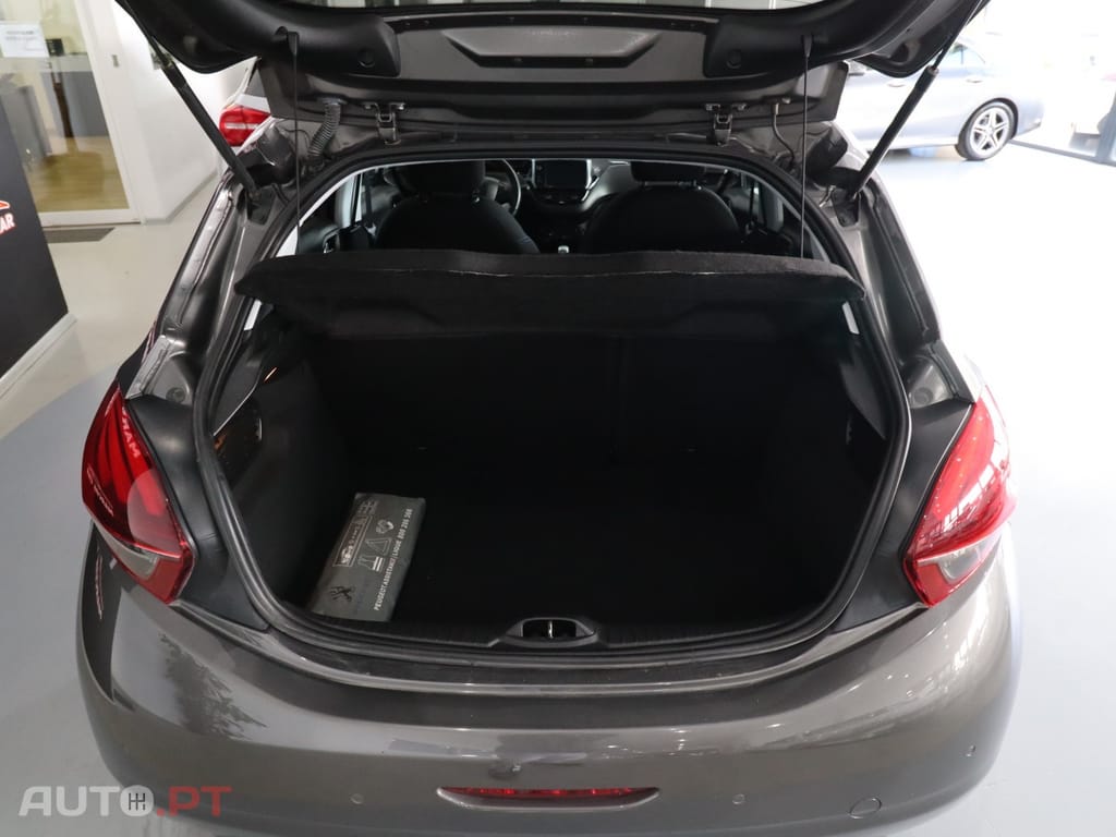 Peugeot 208 1.5 BlueHDi Active