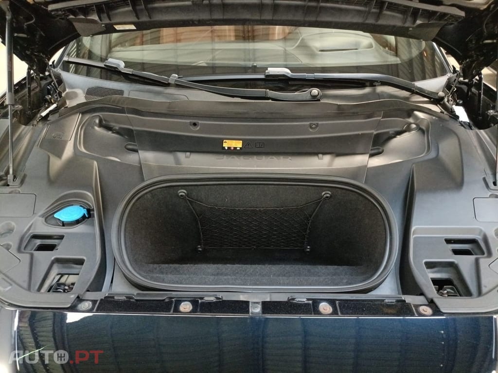 Jaguar I-Pace EV400 R-Dynamic SE AWD