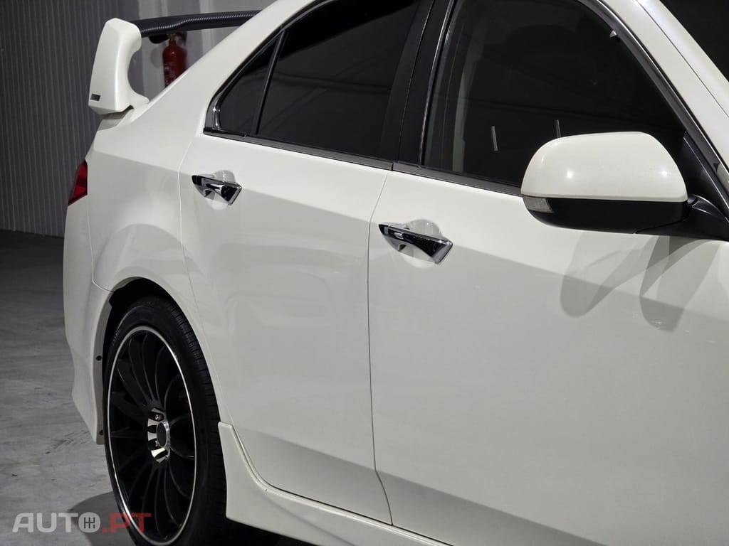 Honda Accord 2.4 i-VTEC Type-S Mugen