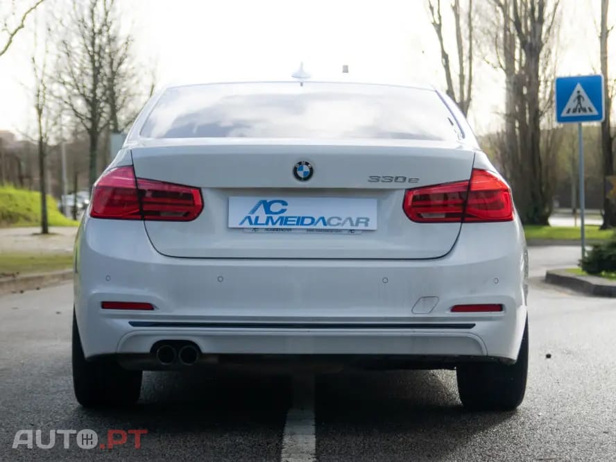 BMW 330 e iPerformance Line Luxury