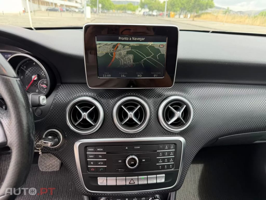 Mercedes-Benz A 180 d 7G-DCT Urban