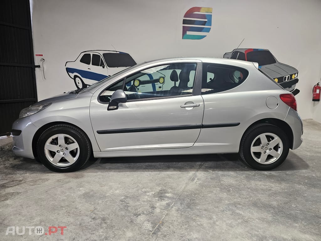 Peugeot 207 1.4 16V