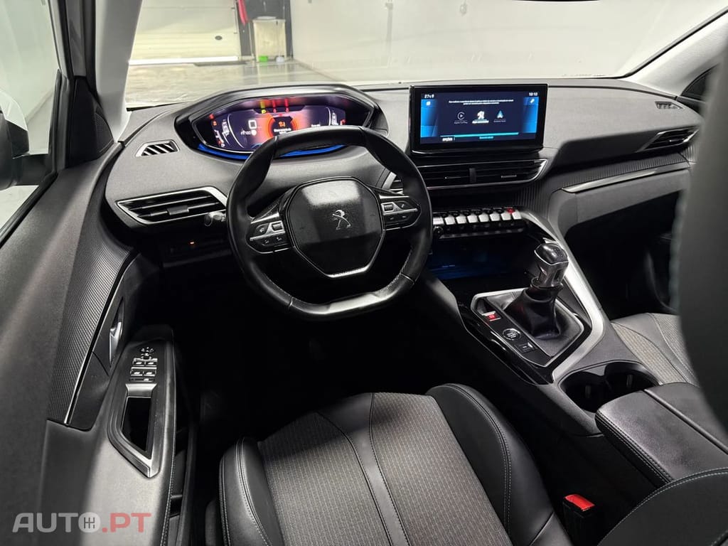 Peugeot 3008 PureTech 130 Stop & Start GPF Allure