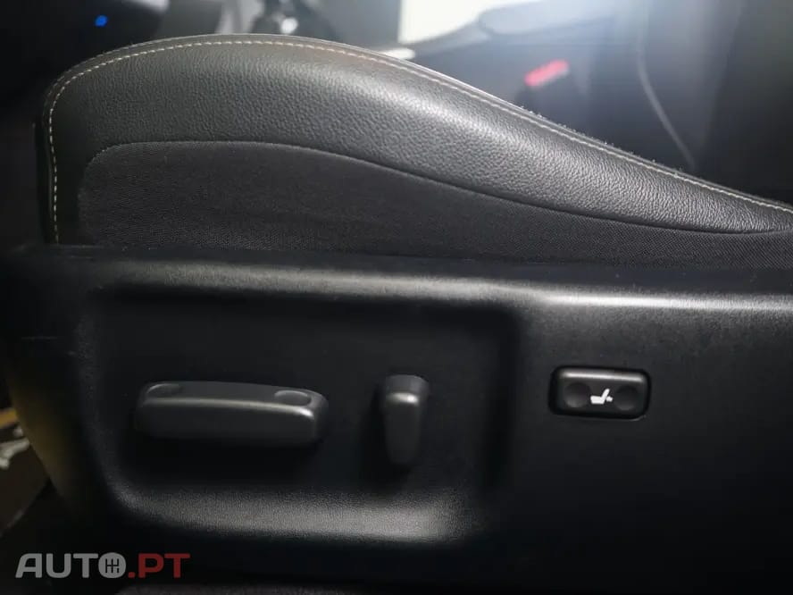 Toyota Avensis Touring Sports 2.0 D-4D Exclusive