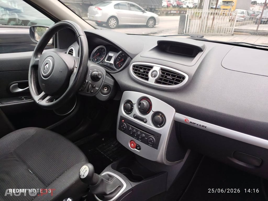 Renault Clio 1.2 16V Rip Curl II