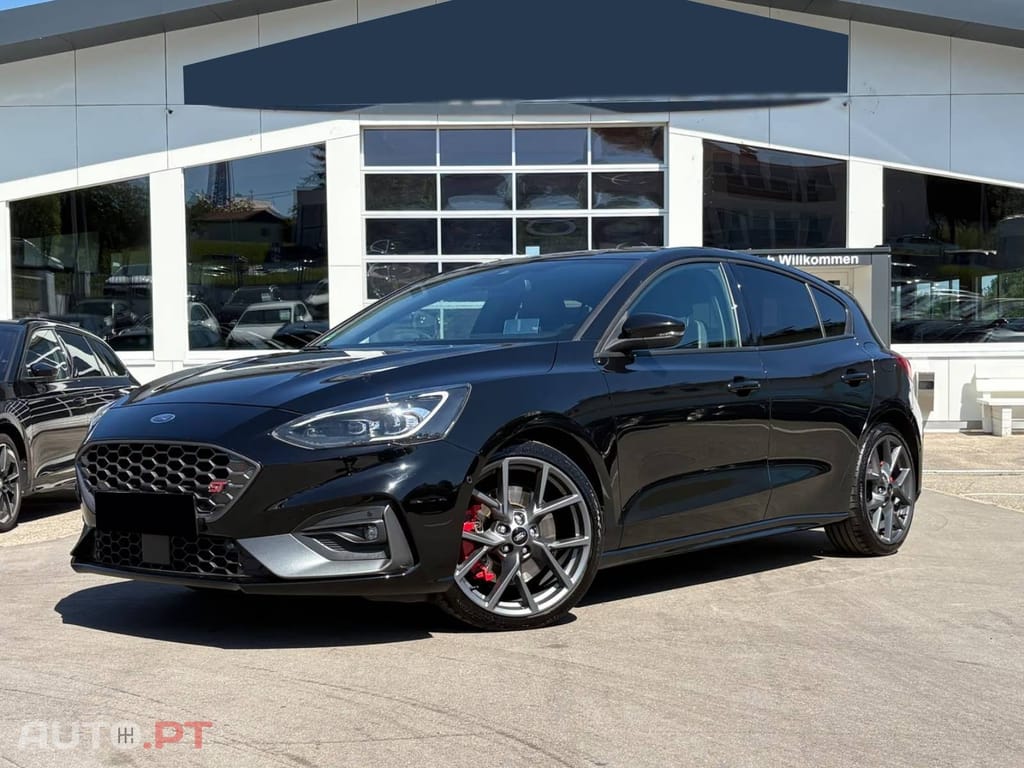 Ford Focus 2.3 EcoBoost ST