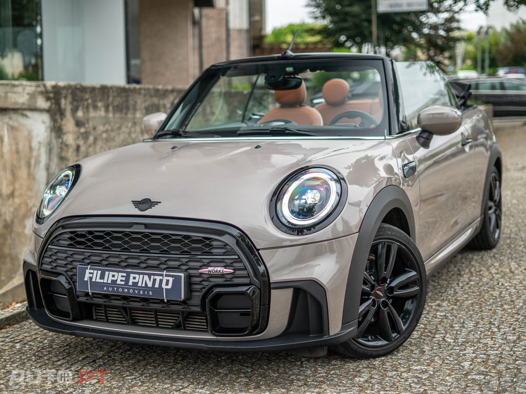 MINI Cabrio Cooper Premium Extra JCW Auto