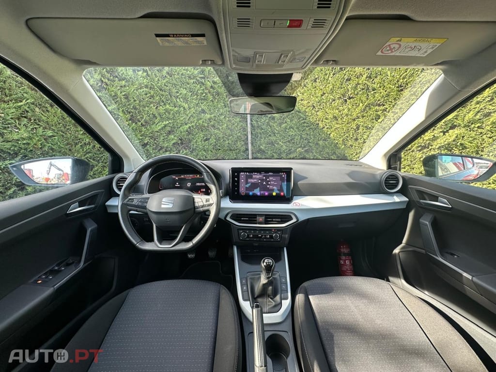 SEAT Arona TSi Move! — fotografia 5