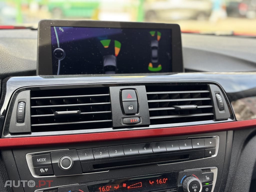 BMW 328 i Touring Aut. Sport Line