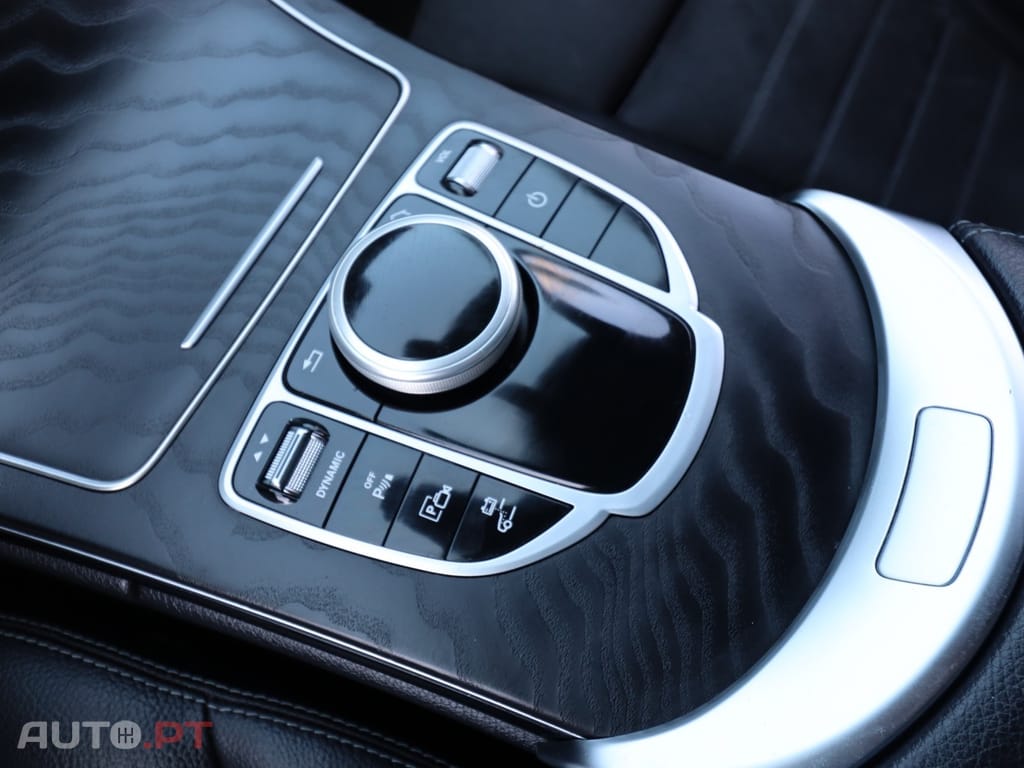 Mercedes-Benz C 300 de AMG Line