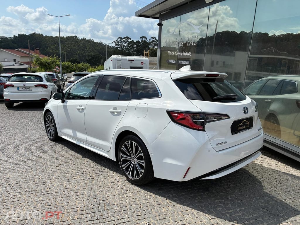 Toyota Corolla Touring Sports 1.8 Hybrid Exclusive