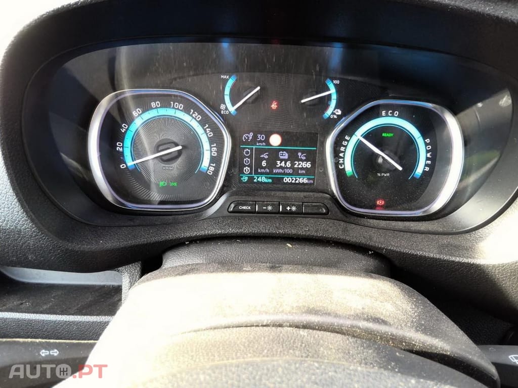 Toyota Proace 75 kWh Long Business