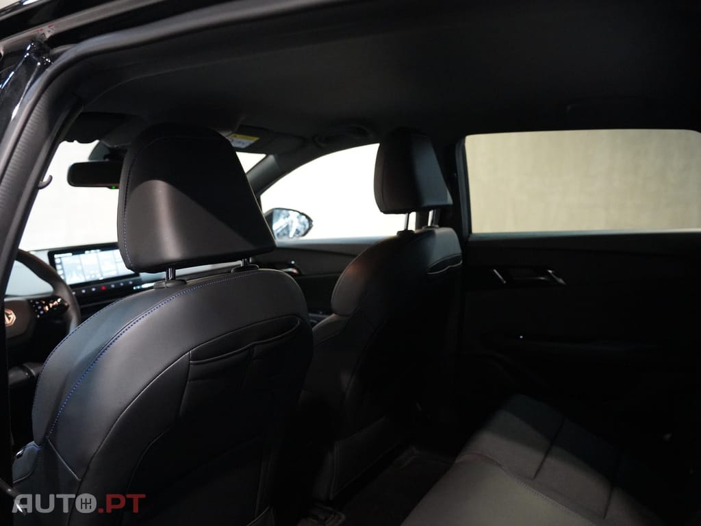 MG MG4 64 kWh Luxury