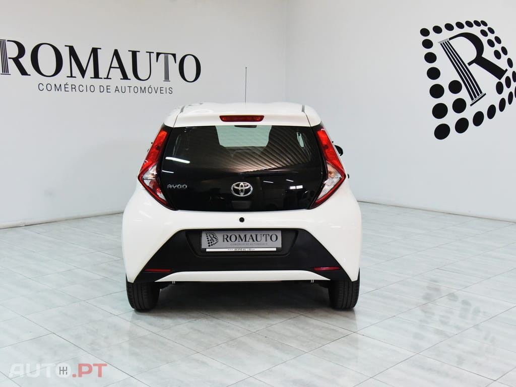 Toyota Aygo 1.0 X-Play+AC