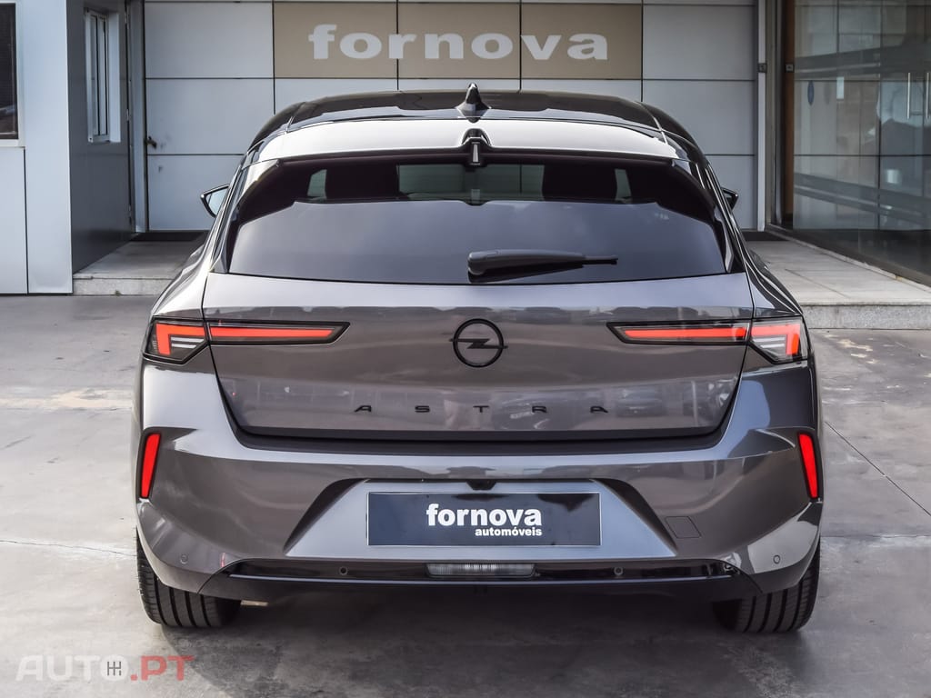 Opel Astra 1.2 T GS Aut.