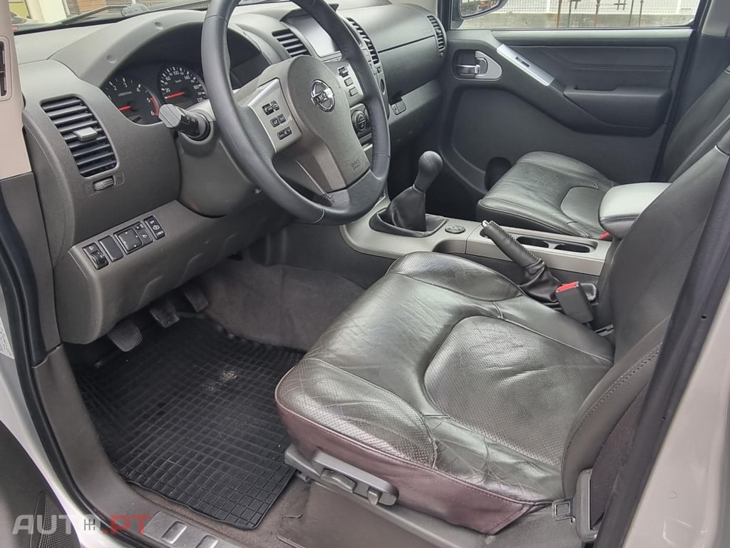 Nissan Navara 2.5 DCI