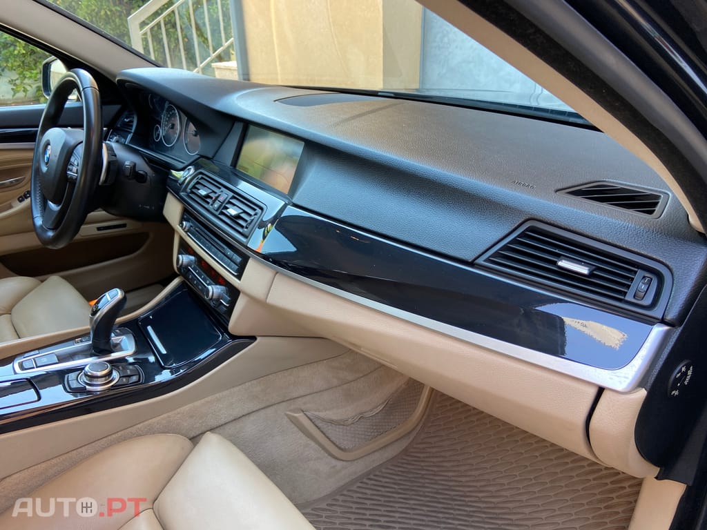 BMW 520 D LUXURY AUTO