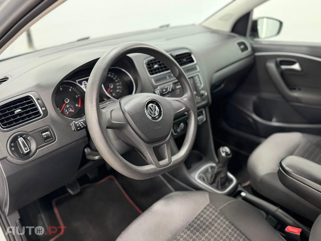 Volkswagen Polo 1.4 TDi Connect