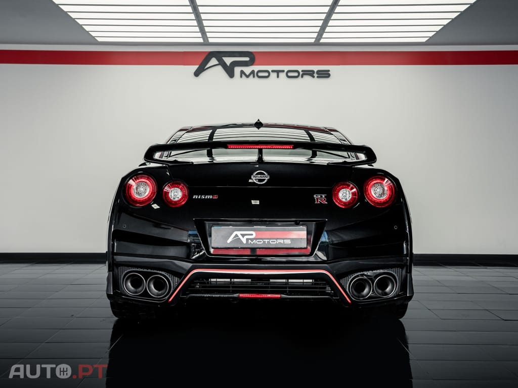 Nissan GT-R 3.8 V6 Track Edition by Nismo