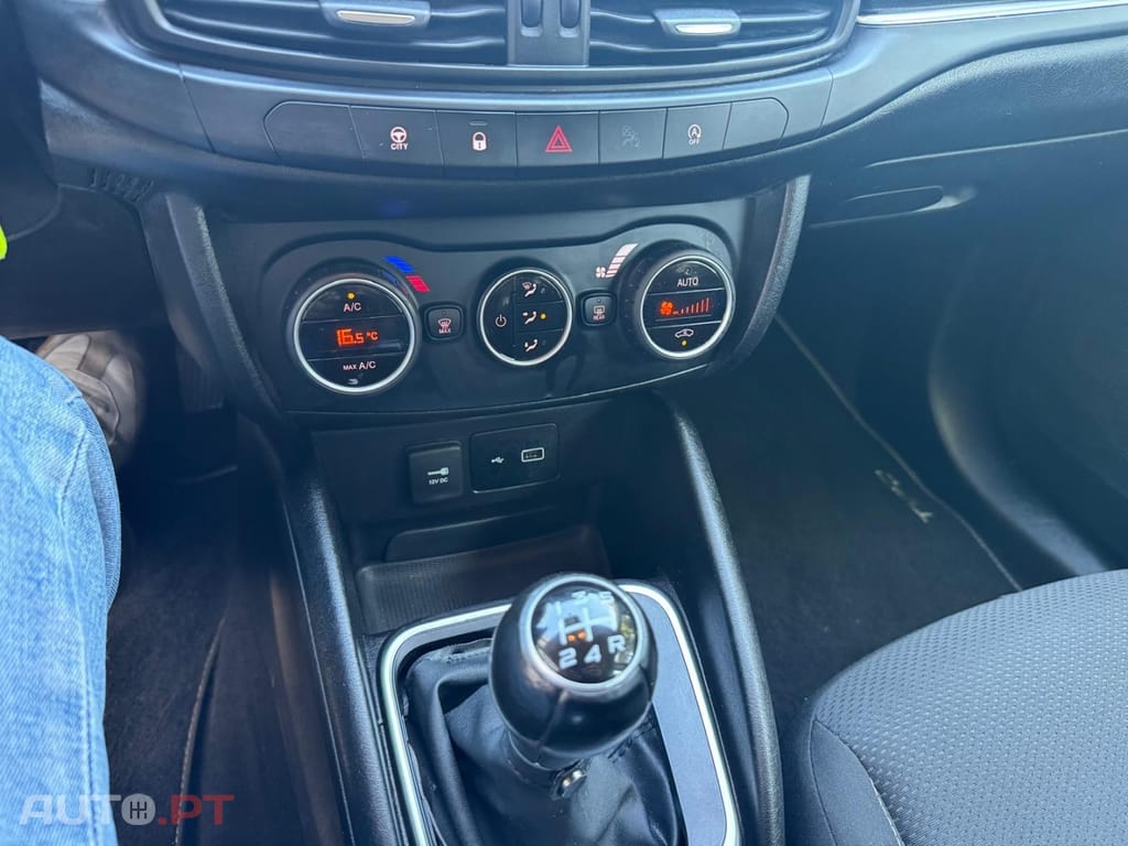 Fiat Tipo 1.3 M-Jet Lounge