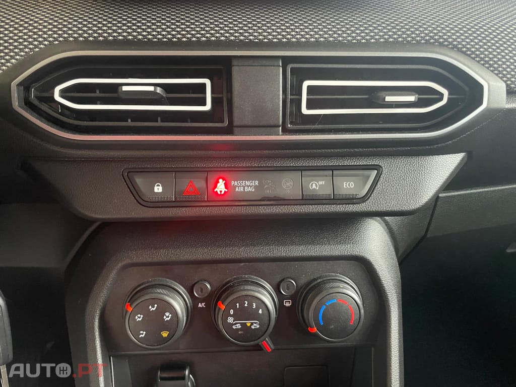 Dacia Sandero 1.0 ECO-G Essential Bi-Fuel