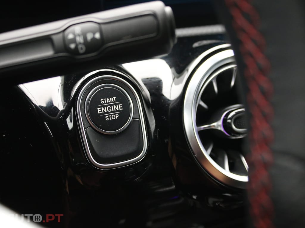 Mercedes-Benz CLA 250 e Shooting Brake AMG Line