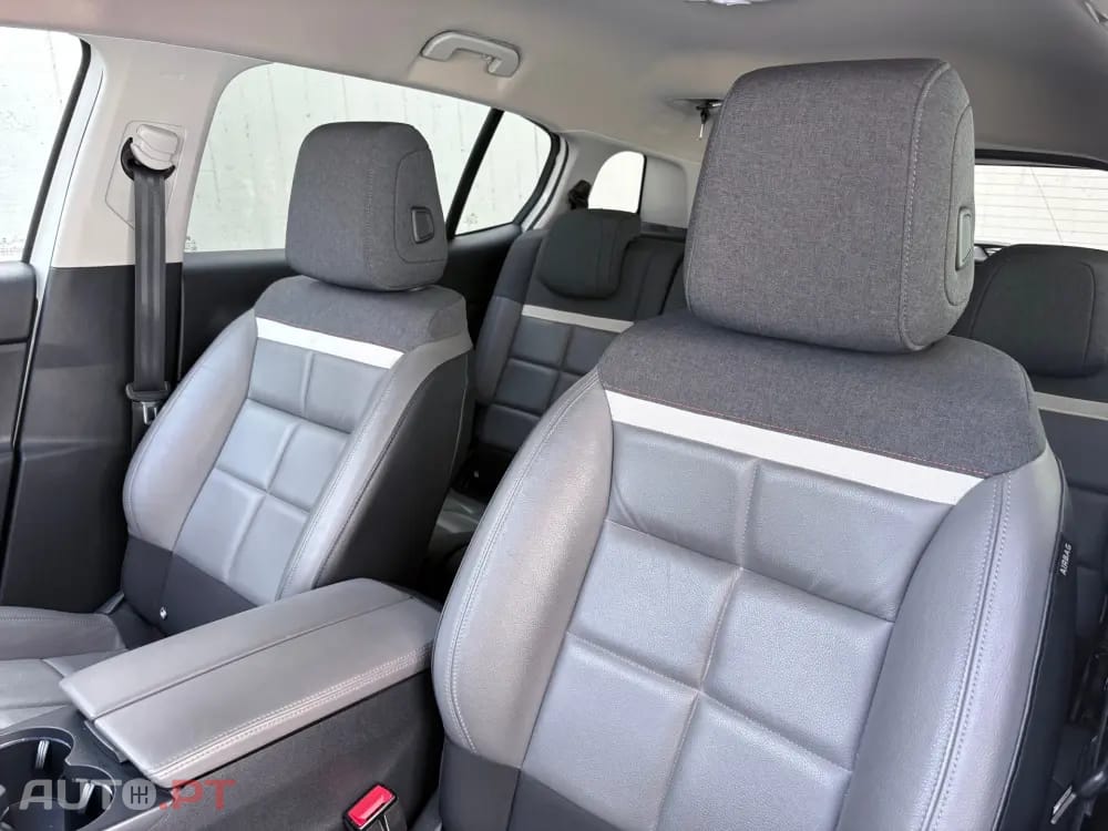 Citroen C5 Aircross 1.6 Hybrid Shine e-EAT8