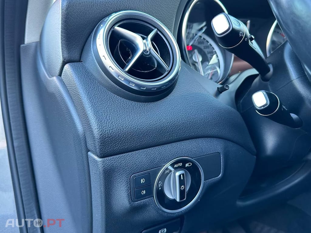 Mercedes-Benz GLA 180 CDi Urban