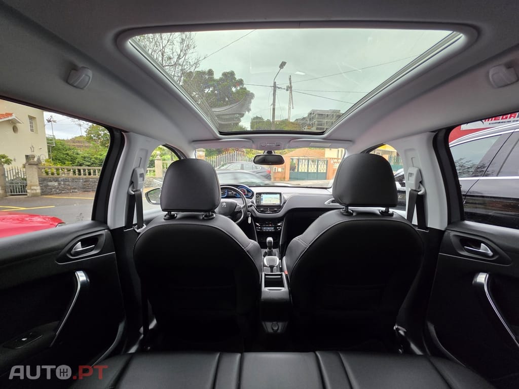 Peugeot 2008 1.6 BlueHDi Allure