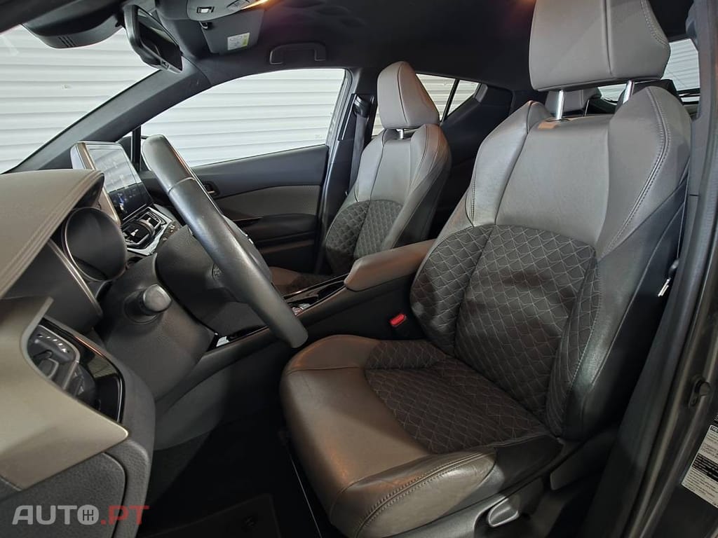 Toyota C-HR 1.8 Hybrid Exclusive+P.Luxury