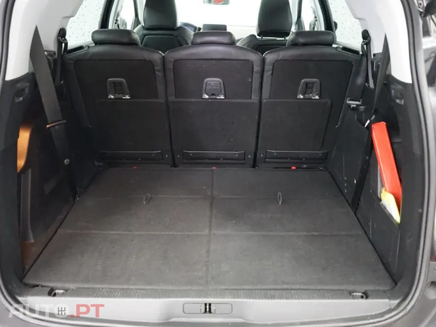 Peugeot 5008 1.2 PureTech Allure Pack