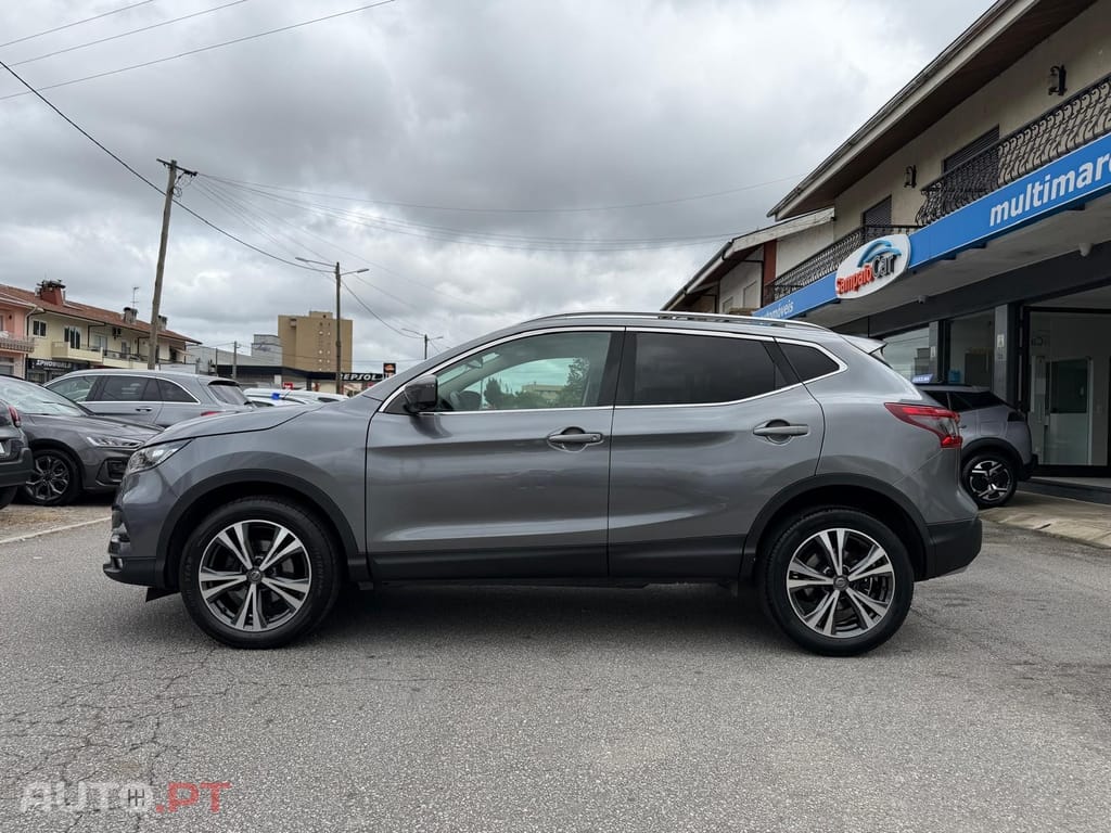 Nissan Qashqai 1.5 dCi N-Connecta J18