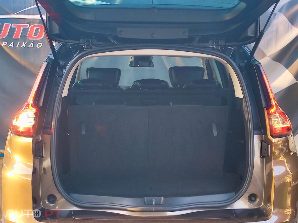 Renault Grand Scénic 1.6 dCi Bose Edition EDC SS