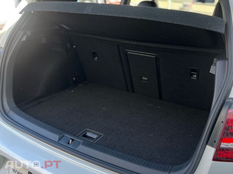 Volkswagen Golf 2.0 GTi DSG