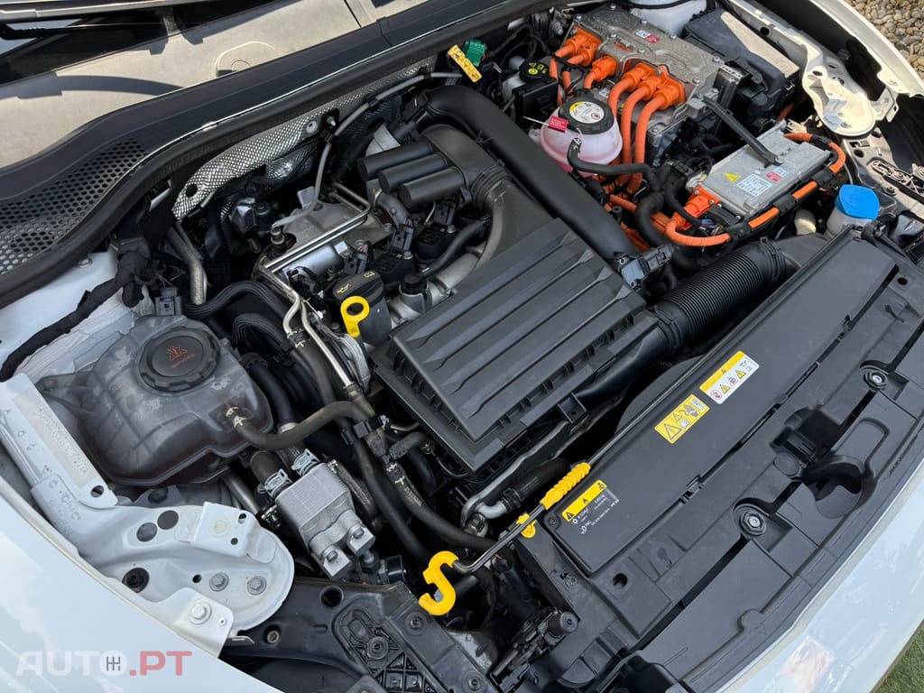 Seat Leon 1.4 e-Hybrid FR DSG