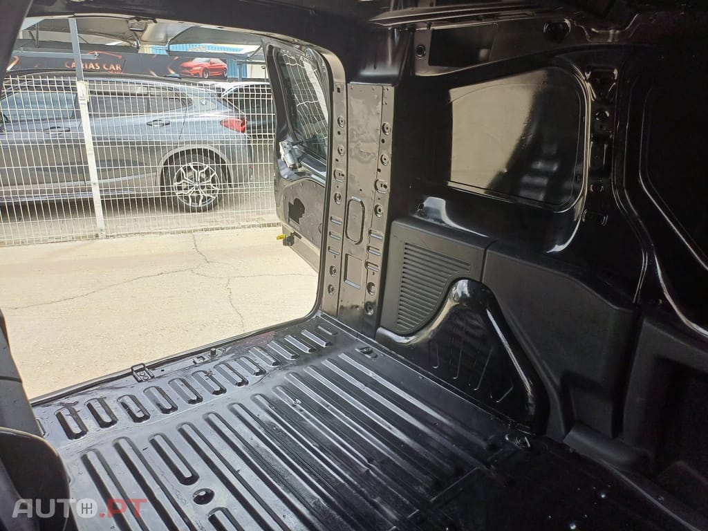 Citroen Berlingo 1.6 HDi Automática 3 Lug.