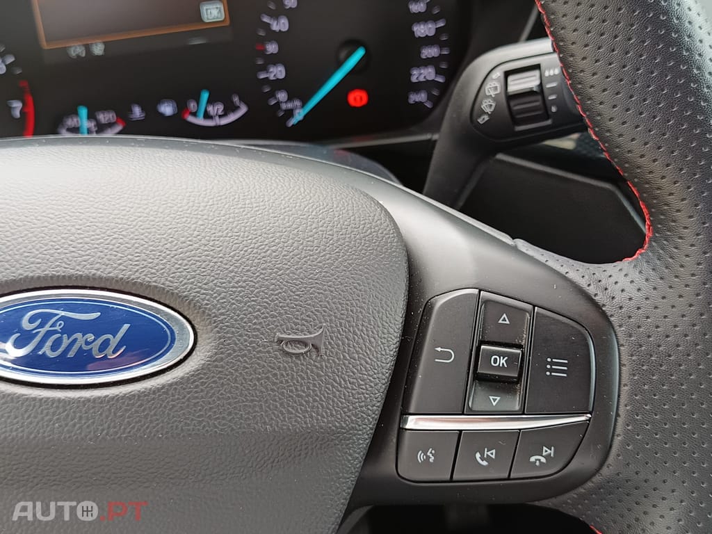 Ford Focus 1.0 EcoBoost MHEV Active