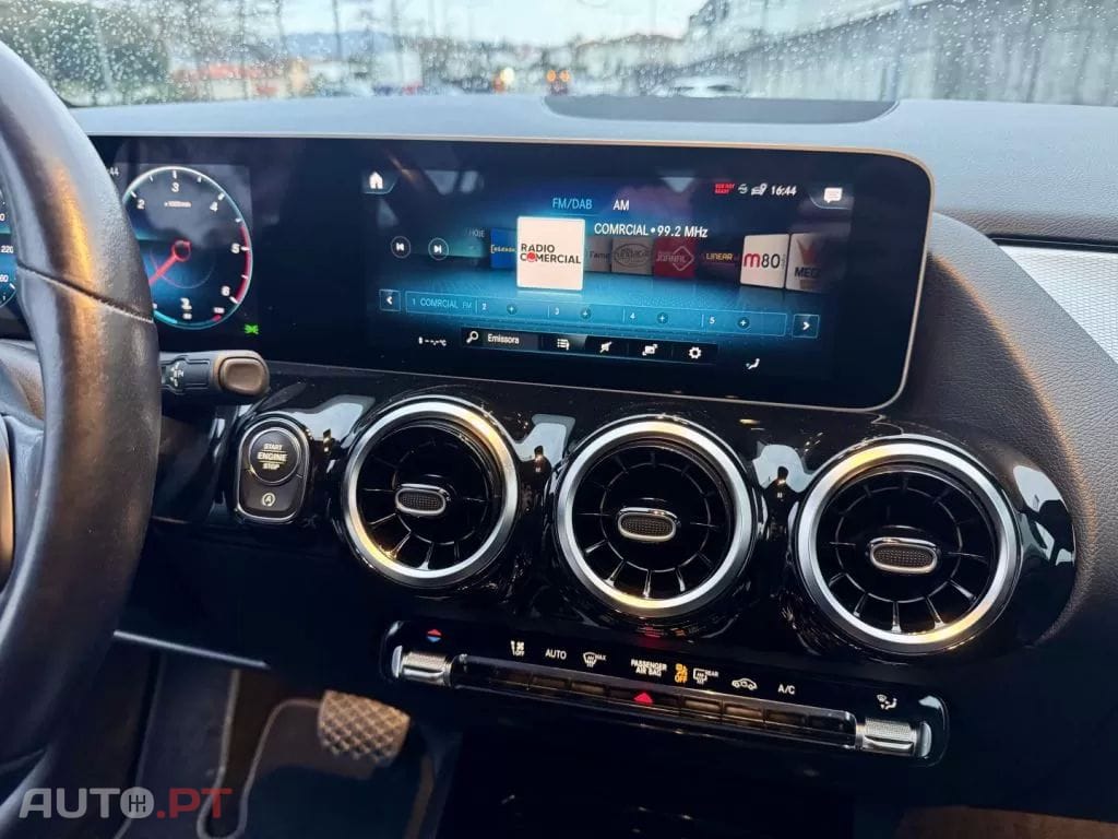 Mercedes-Benz GLA 200 d Style