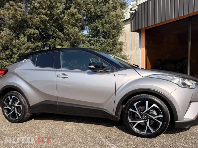 Toyota C-HR 1.8 Hybrid Exclusive