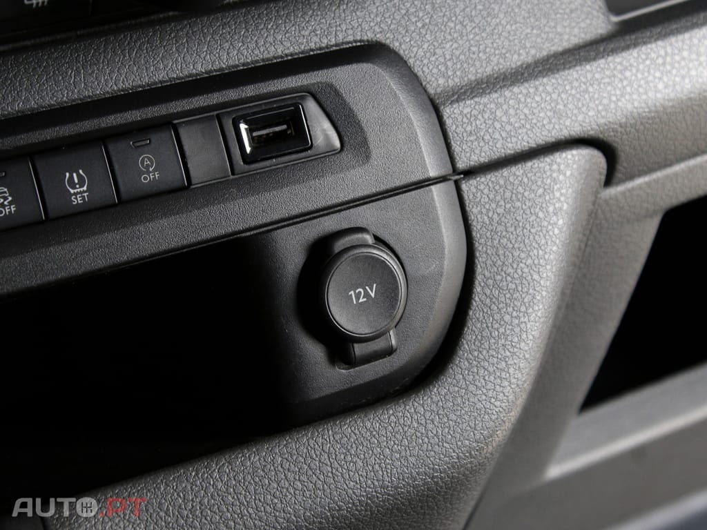 Peugeot Expert Outro