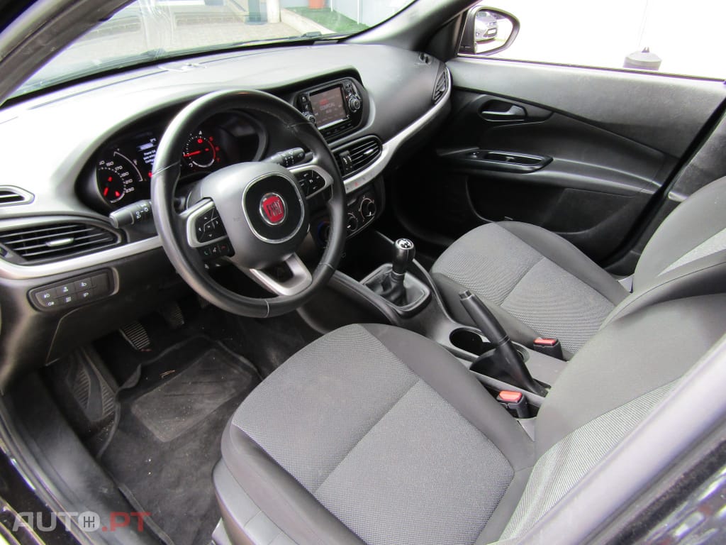 Fiat Tipo 1.3 M-Jet Street