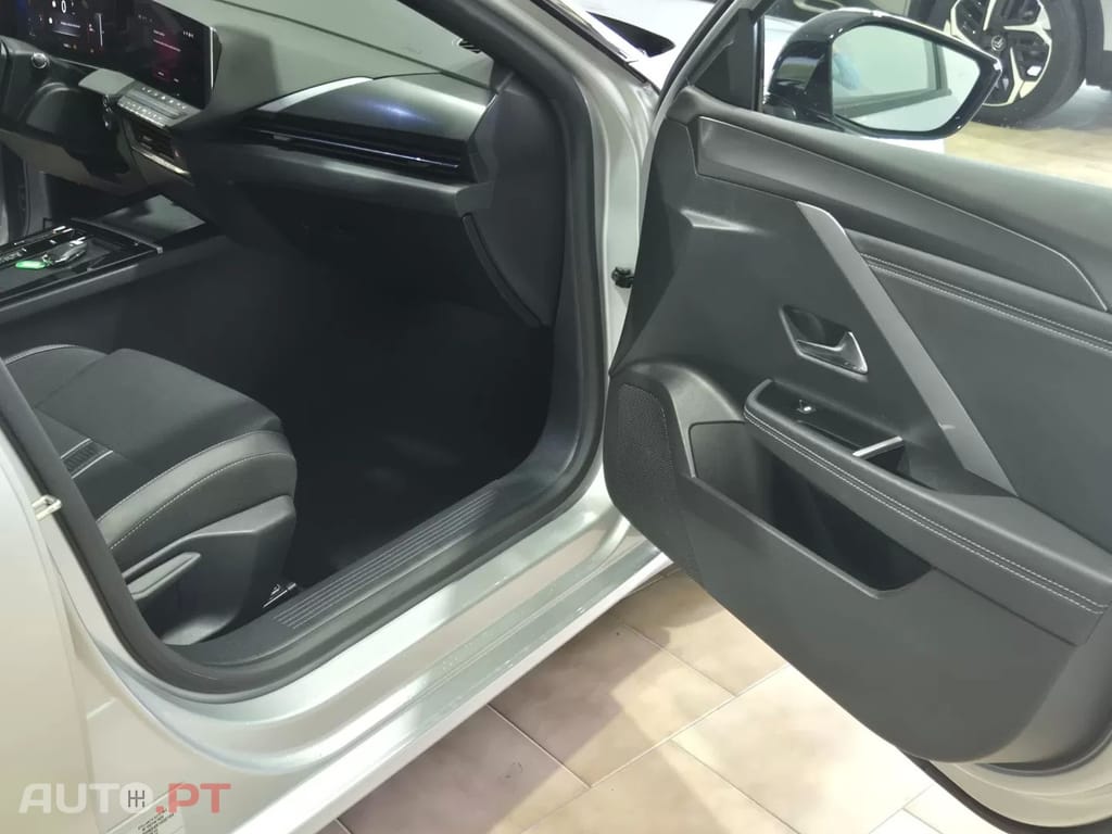 Opel Astra Sports Tourer 1.2 T GS Line Aut.