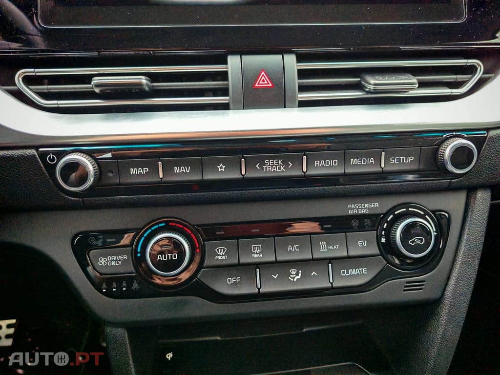 Kia Niro Spirit 64kWh I.V.A DEDUTÍVEL 